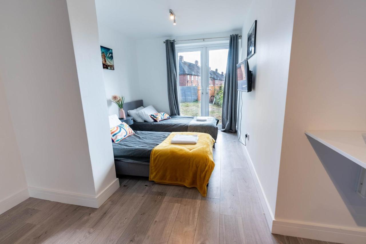 Flat 03 Studio Flat Near Aylesbury Station Free Parking Aylesbury (Buckinghamshire) Exterior foto